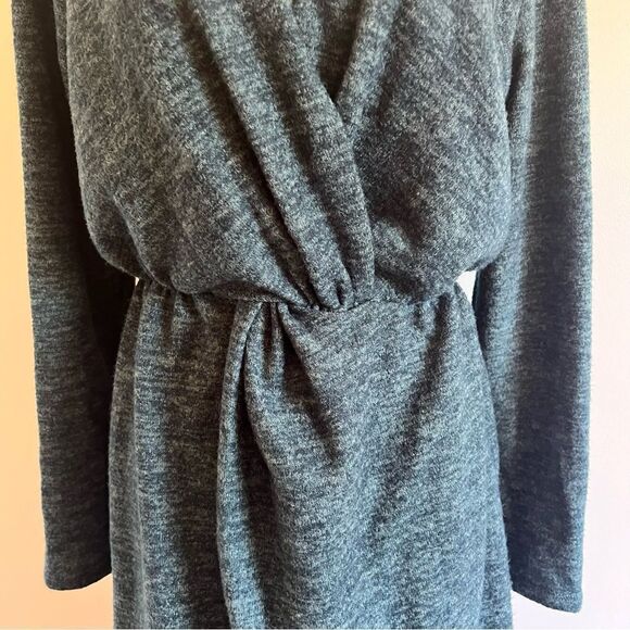 Gilli Dark Green Long Sleeve Surplus Sweater Dress - Picture 3 of 9